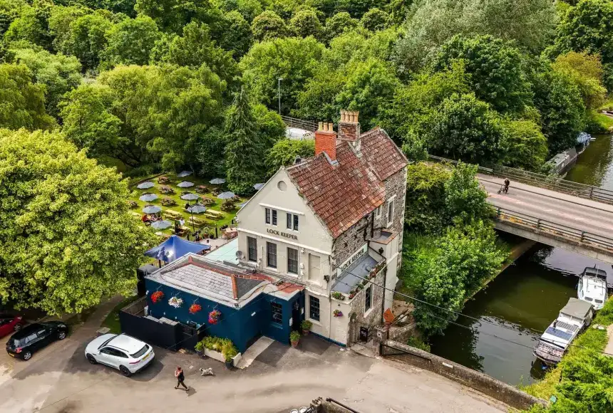 Photo showing Lock Keeper