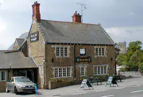 Photo showing Swan Inn