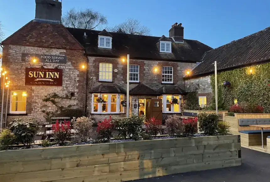 Photo showing Sun Inn