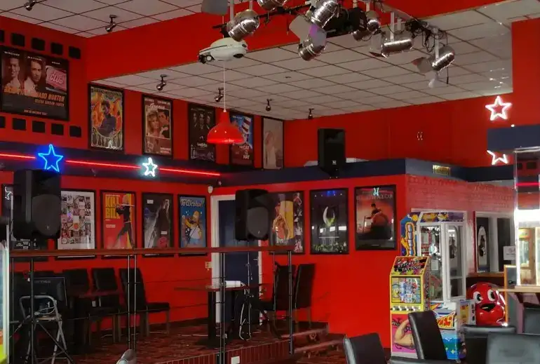 Photo showing The Hollywood Bar & Diner