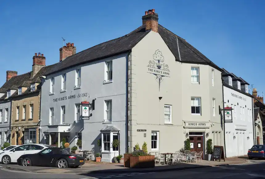 Photo showing The Atrium Restaurant At Kings Arms Hotel