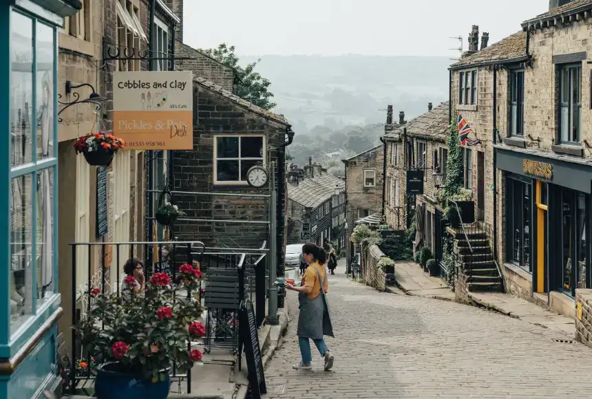 Photo showing Cobbles & Clay